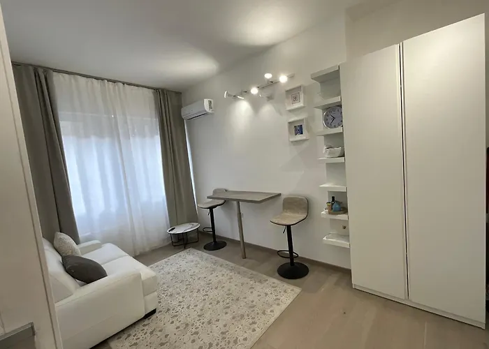 Bilocale San Giovanni Design Apartment *